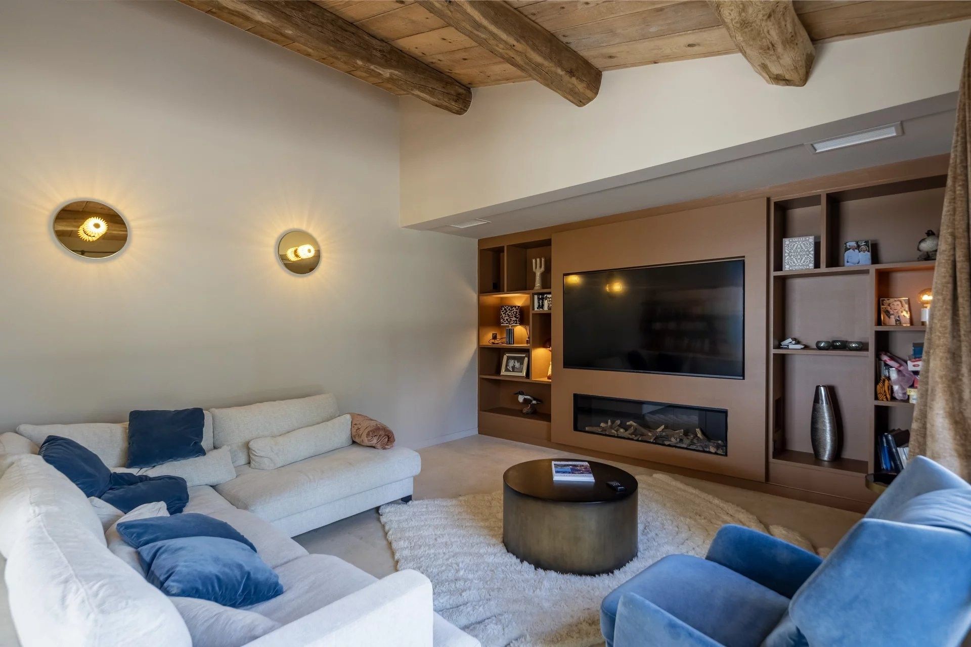 mas 10 Rooms for seasonal rent on MAUSSANE LES ALPILLES (13520)