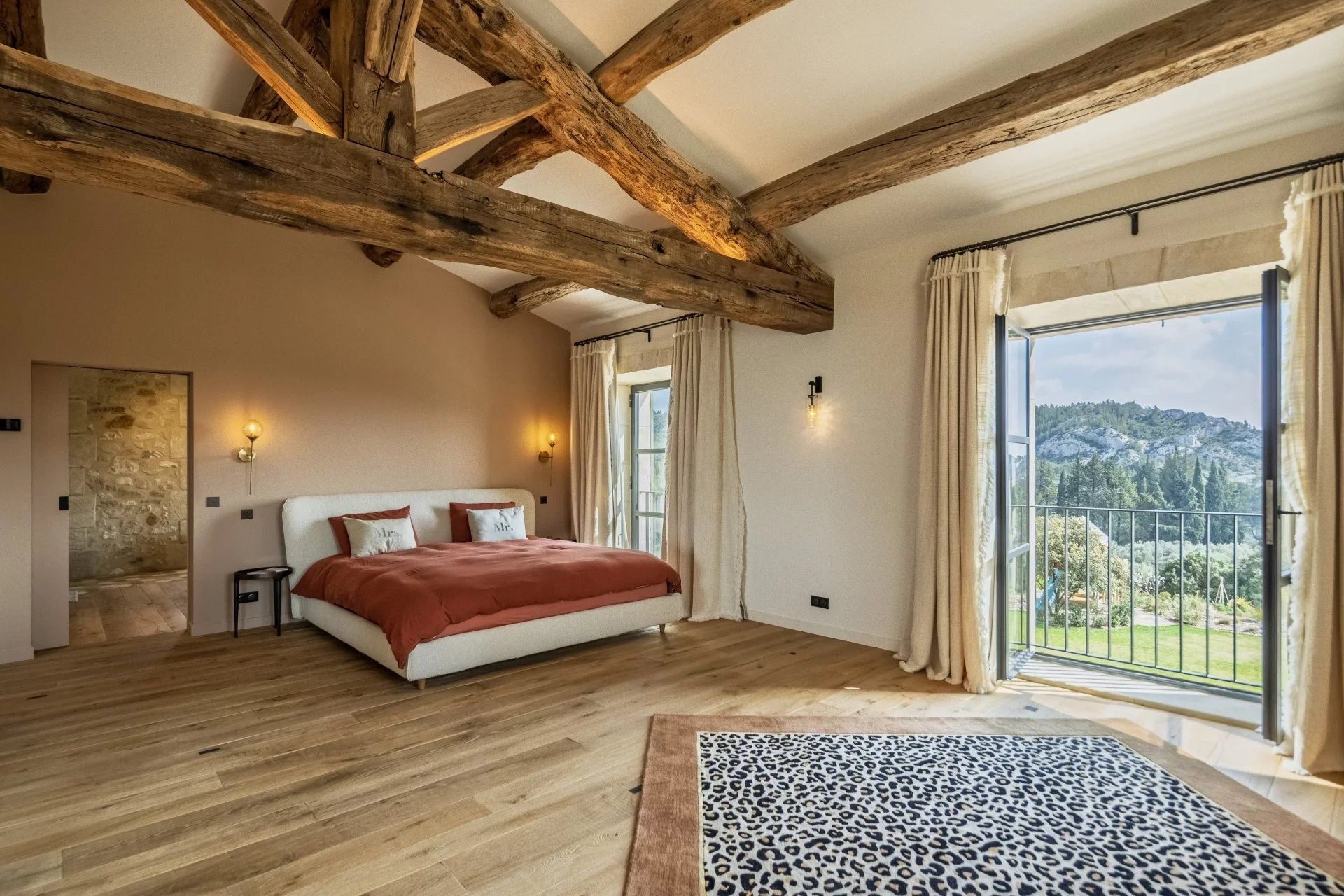 mas 10 Rooms for seasonal rent on MAUSSANE LES ALPILLES (13520)