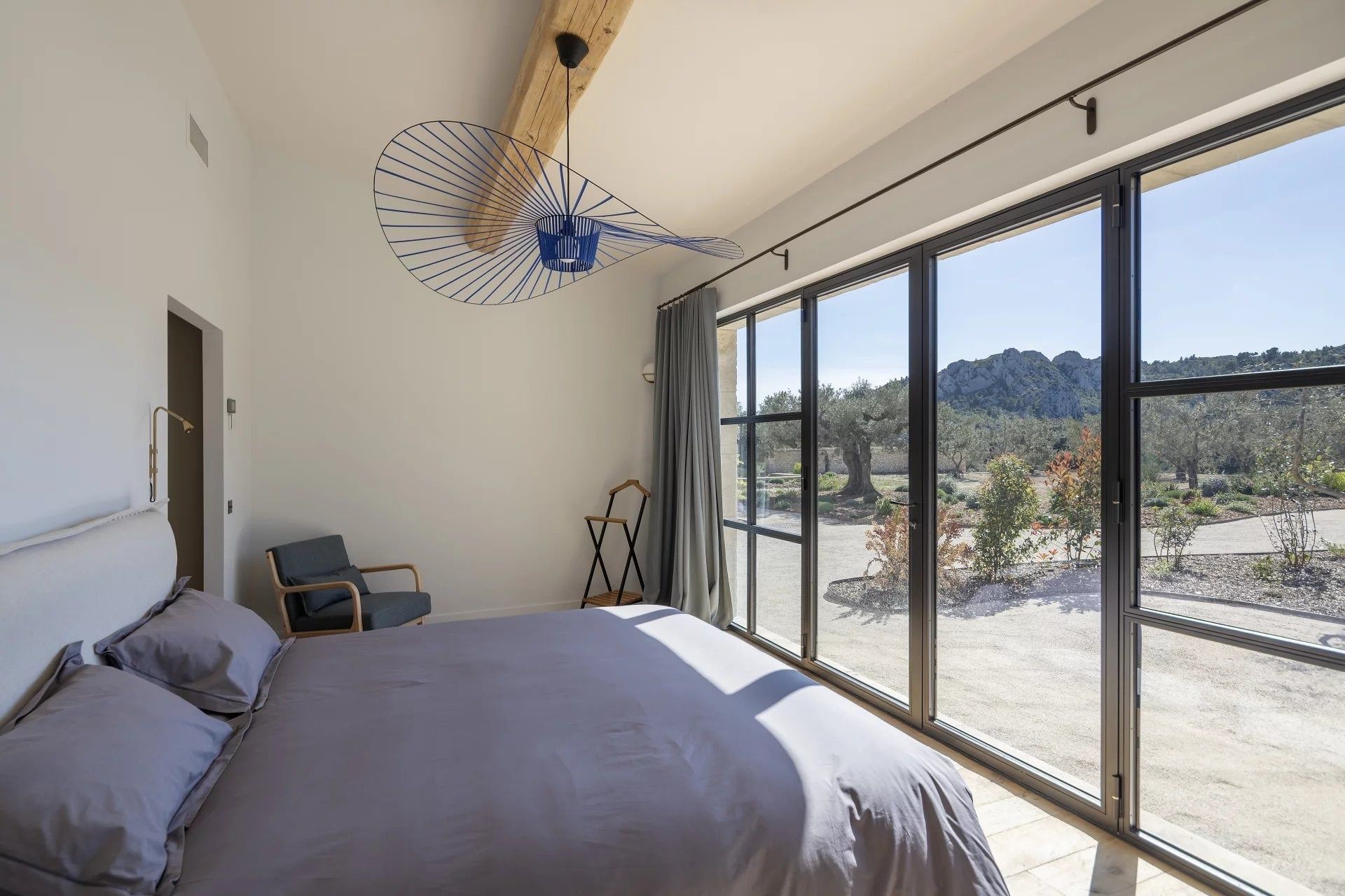 mas 10 Rooms for seasonal rent on MAUSSANE LES ALPILLES (13520)