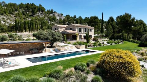 Rental Mas Maussane-les-Alpilles 10&nbsp;Rooms 520&nbsp;m²