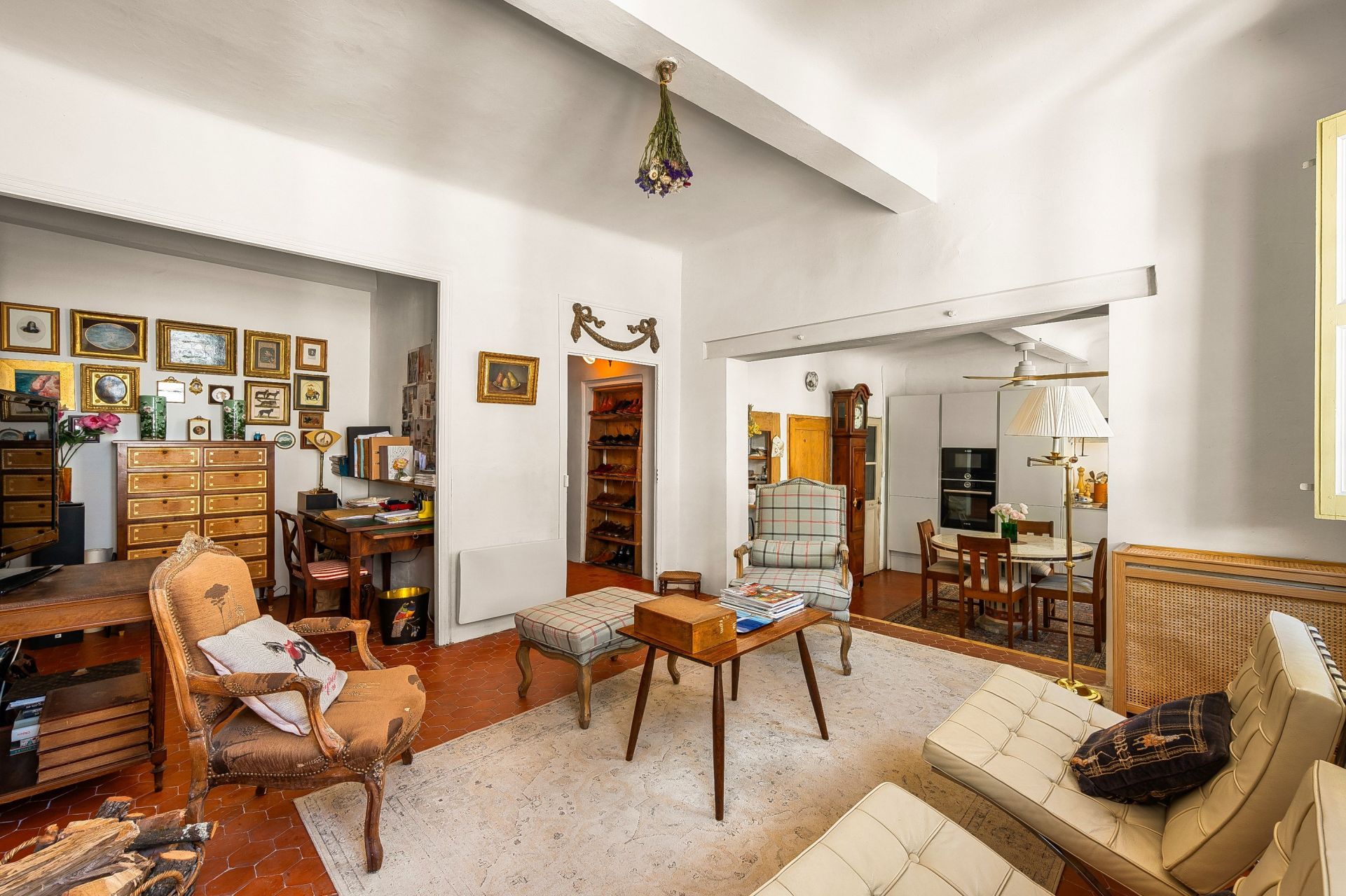 luxury provencale house 9 Rooms for sale on COTIGNAC (83570)