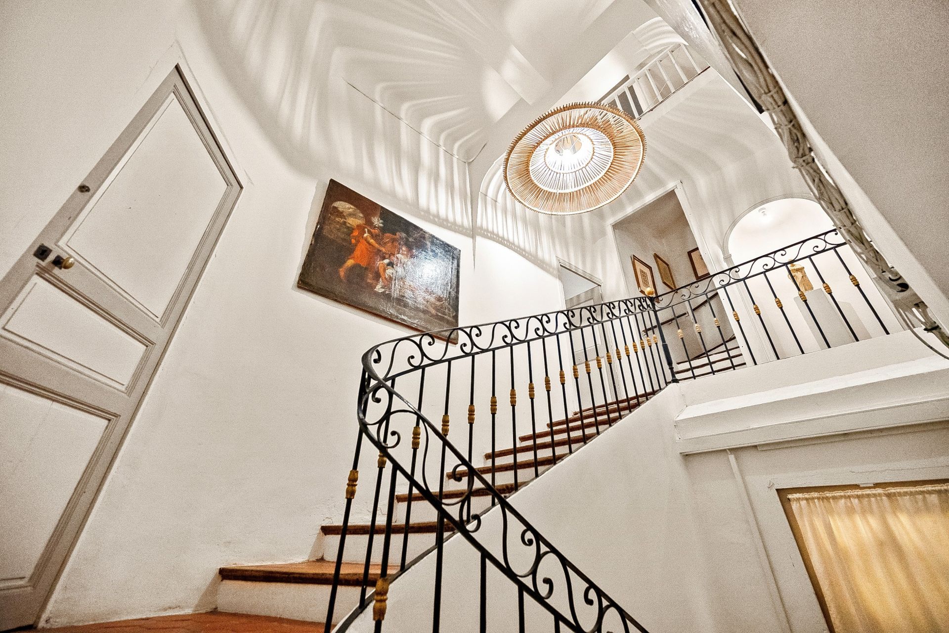 luxury provencale house 9 Rooms for sale on COTIGNAC (83570)