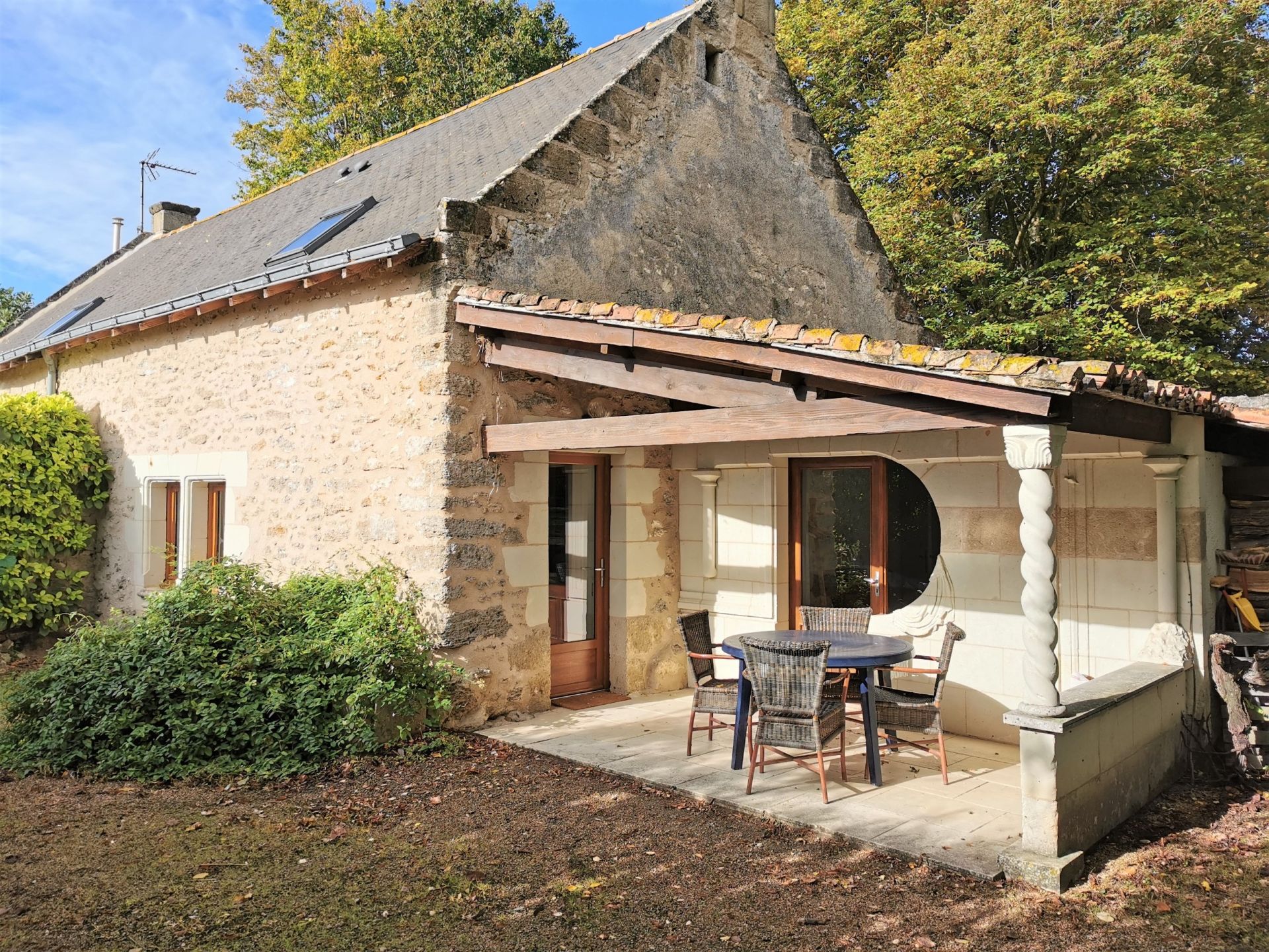 luxury house 15 Rooms for sale on DOUE LA FONTAINE (49700)