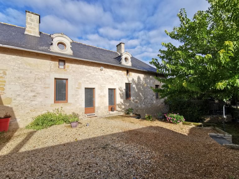 luxury house 15 Rooms for sale on DOUE LA FONTAINE (49700)