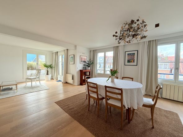 Rental Luxury apartment Lille 4&nbsp;Rooms 120&nbsp;m²