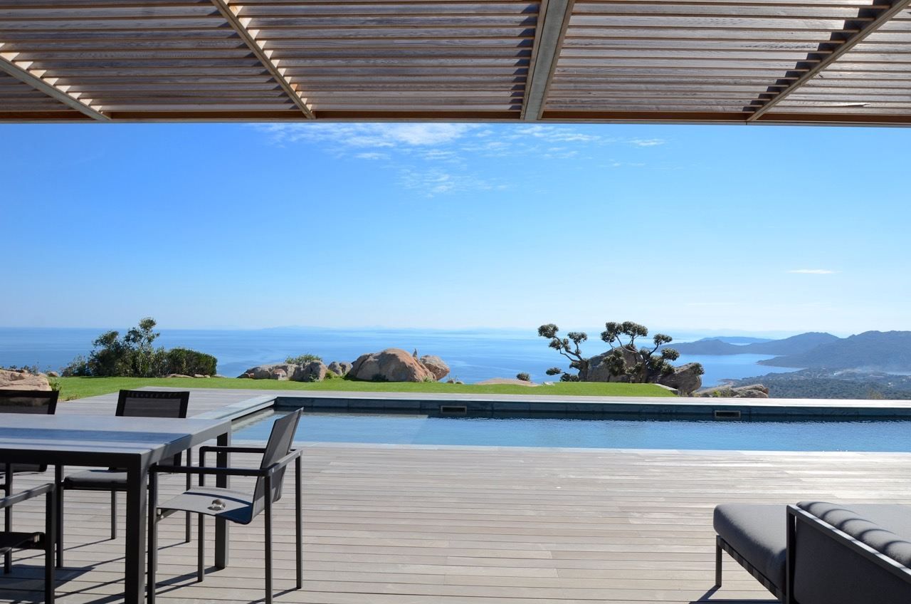 villa de luxe 7 Pièces en location saisonnière sur PORTO VECCHIO (20137)