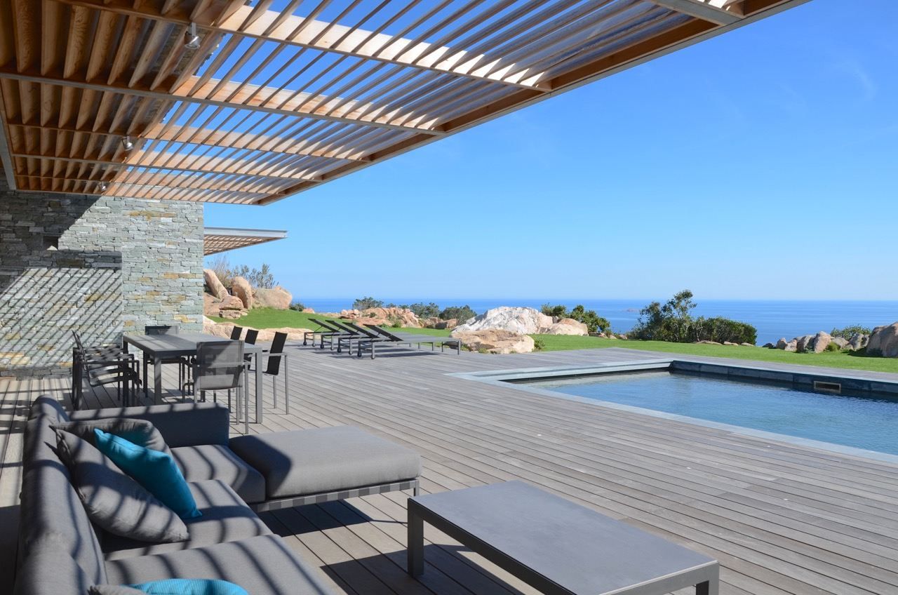 villa de luxe 7 Pièces en location saisonnière sur PORTO VECCHIO (20137)