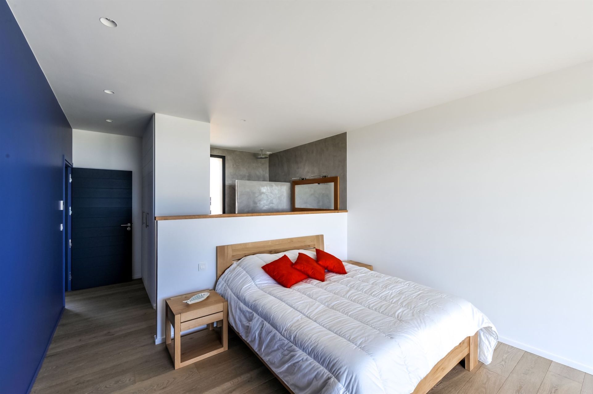 villa de luxe 7 Pièces en location saisonnière sur PORTO VECCHIO (20137)