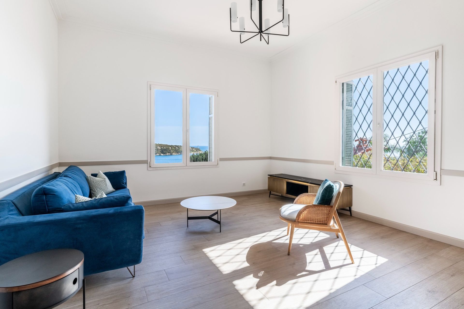luxury apartment 2 Rooms for sale on NICE (06000)