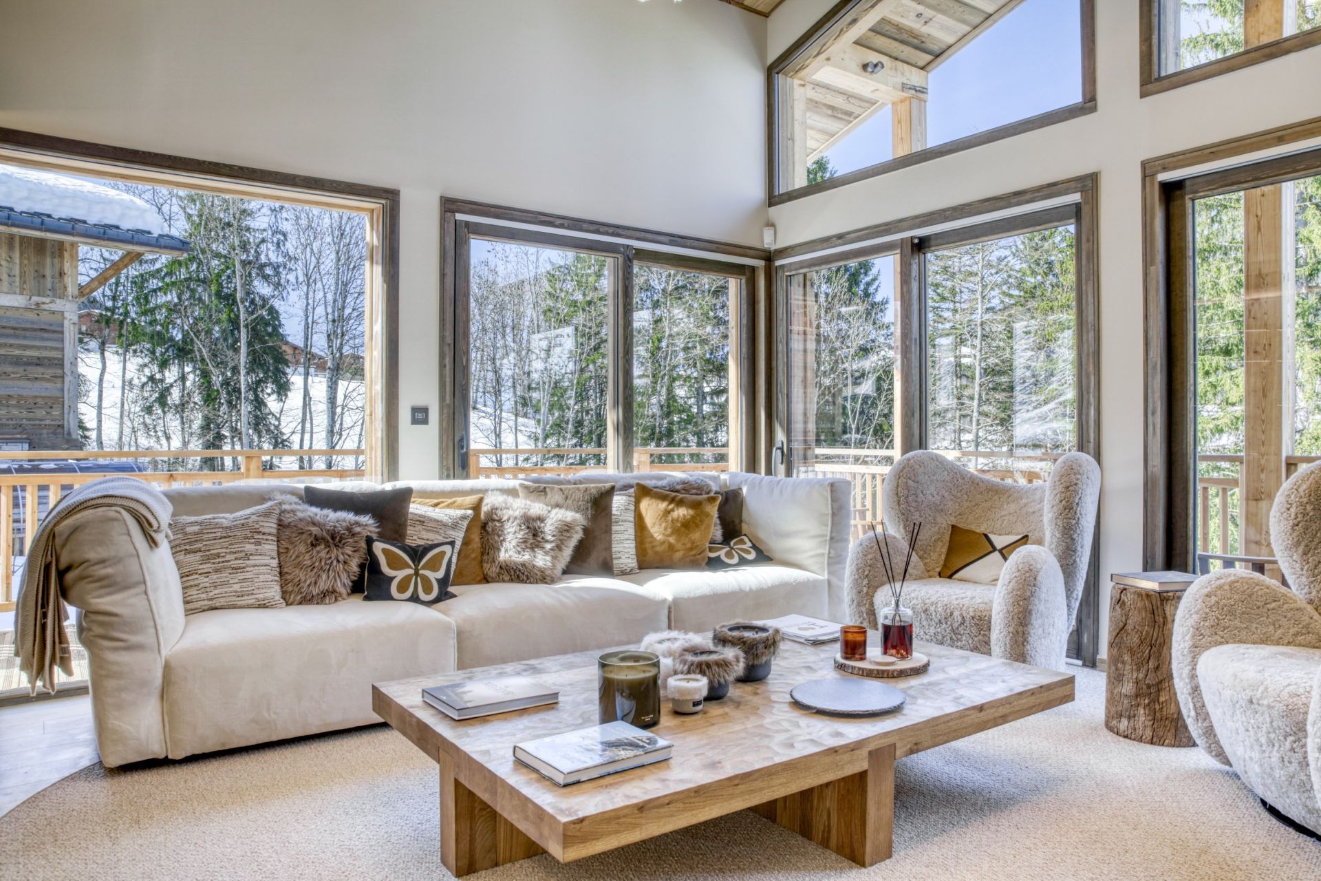 luxury chalet 8 Rooms for seasonal rent on MEGEVE (74120)