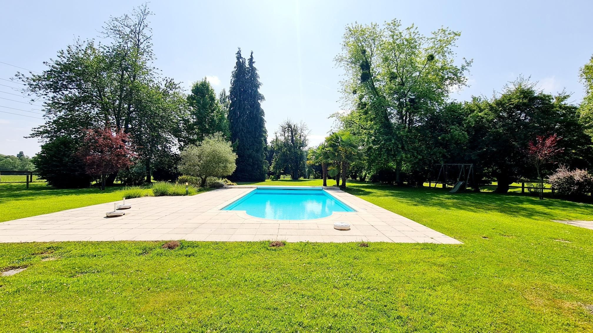 maison de luxe 6 Pièces en vente sur PONT L EVEQUE (14130)