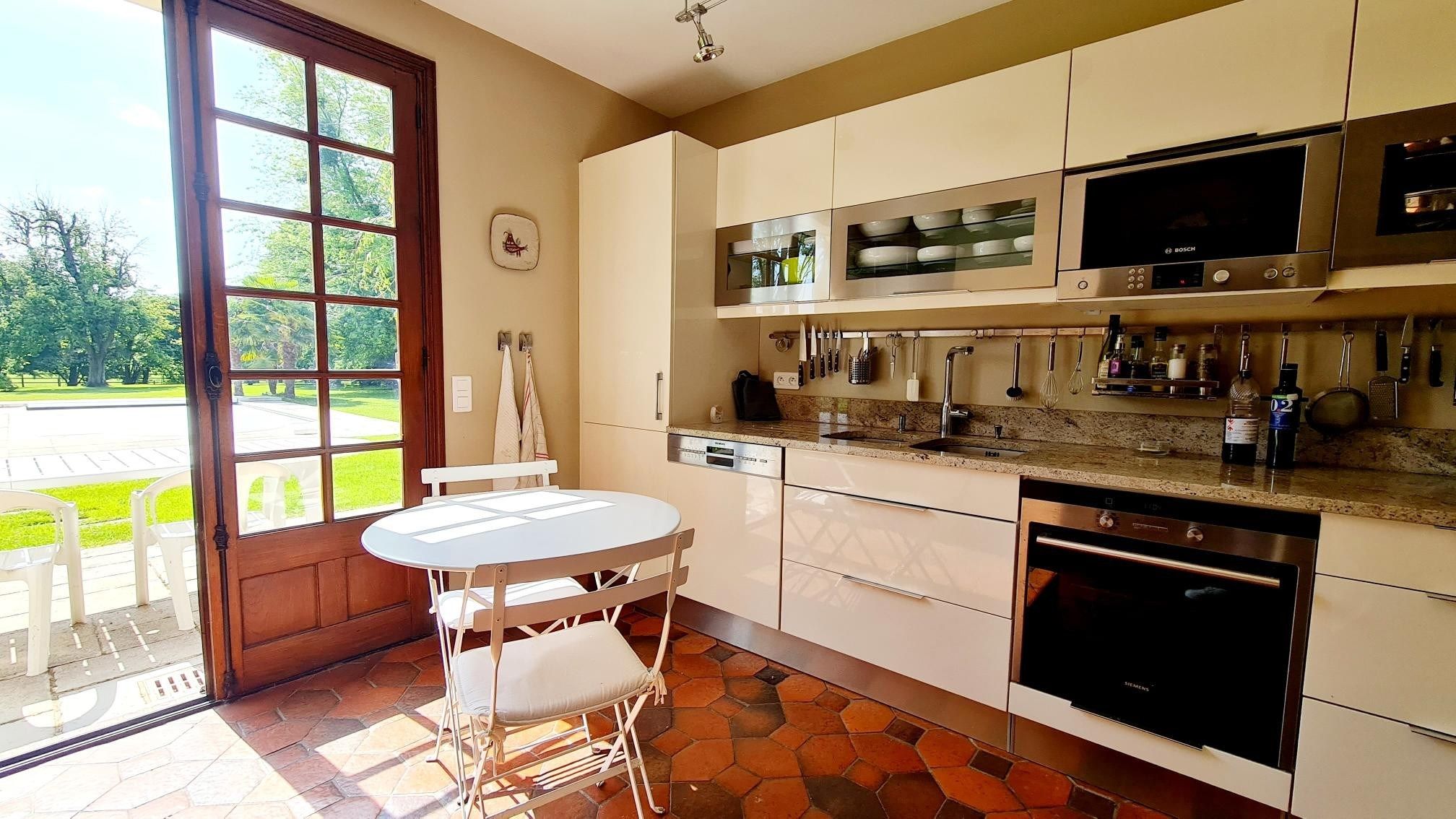 maison de luxe 6 Pièces en vente sur PONT L EVEQUE (14130)