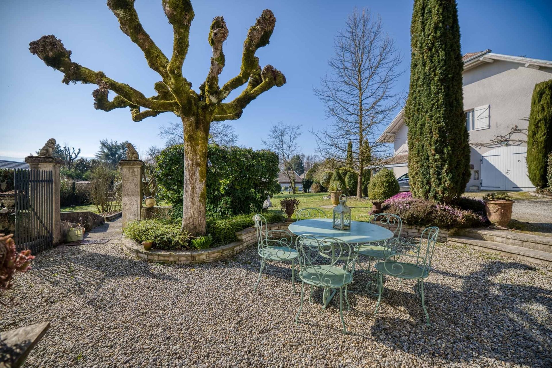 luxury house 6 Rooms for sale on ALBENS (73410)