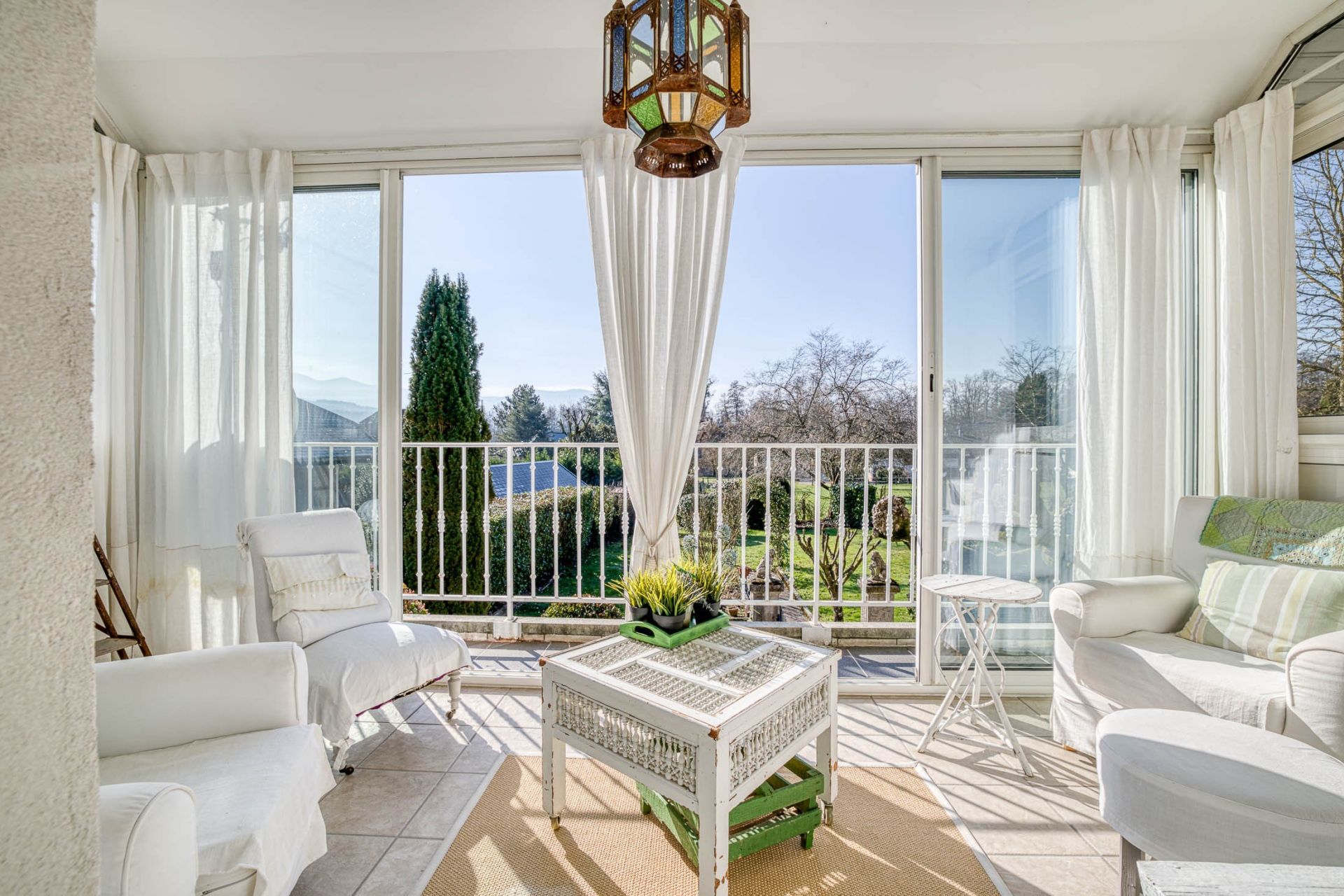 luxury house 6 Rooms for sale on ALBENS (73410)