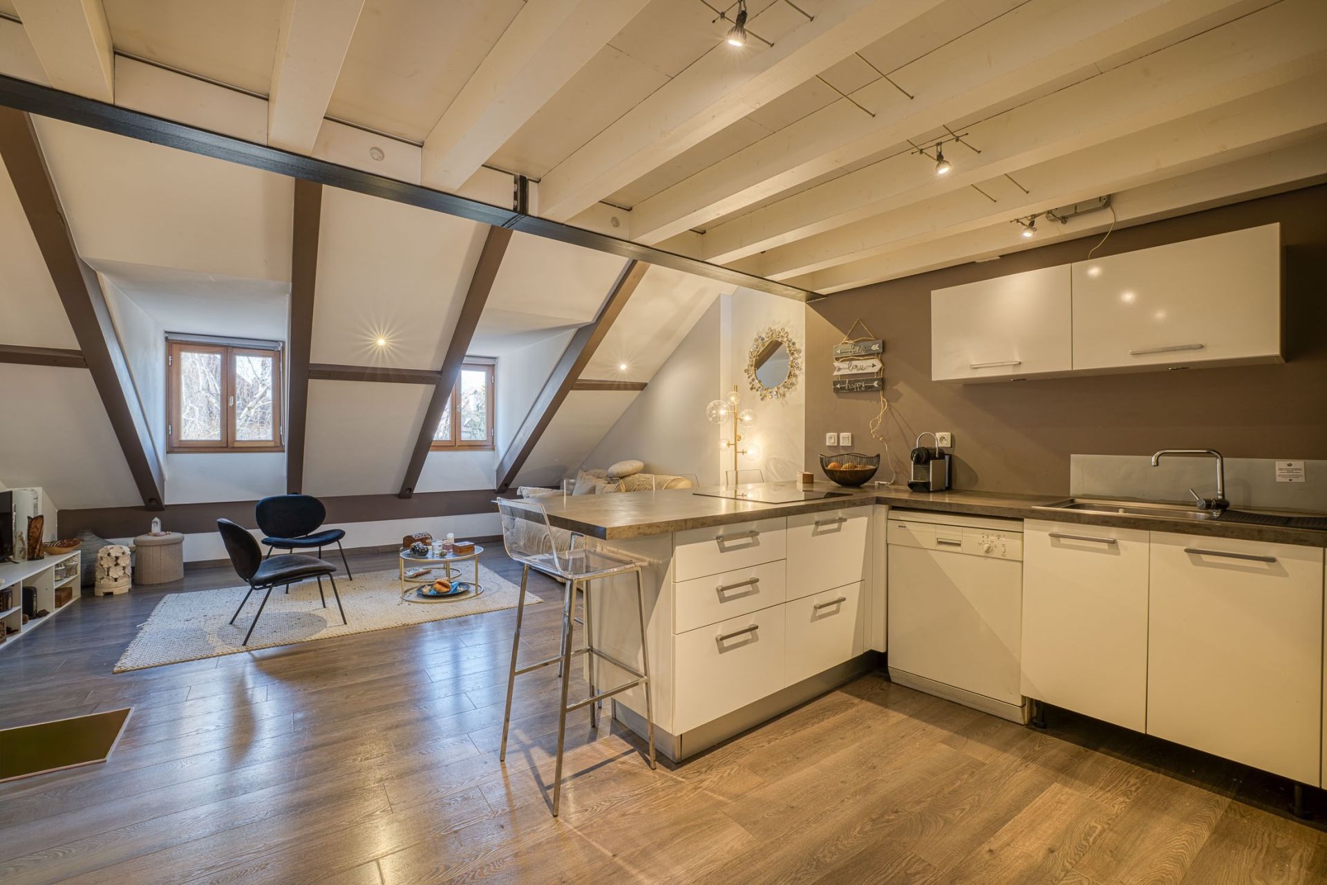 luxury apartment 2 Rooms for sale on ANNECY (74000)