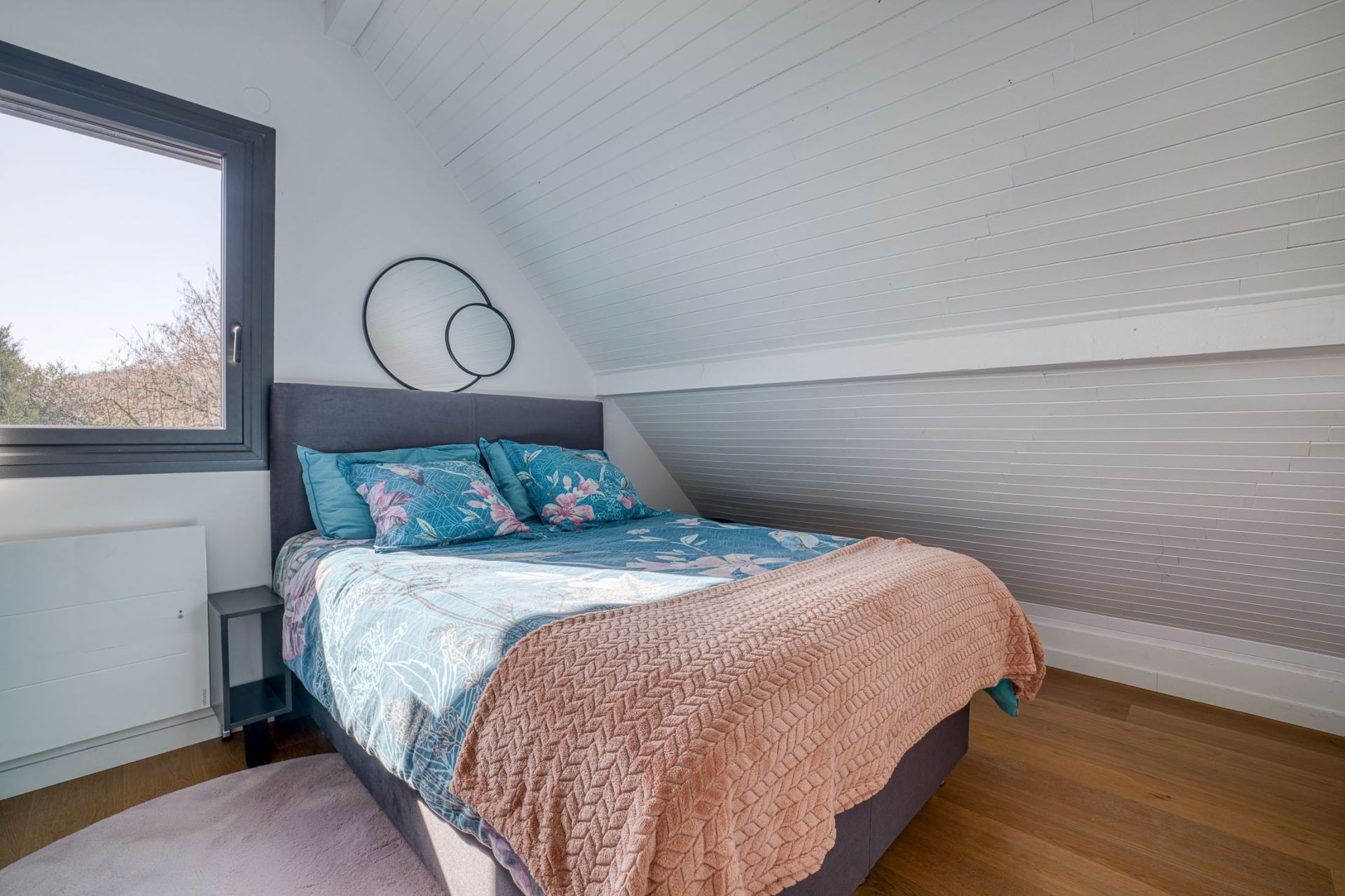 luxury house 8 Rooms for sale on ANNECY (74370)
