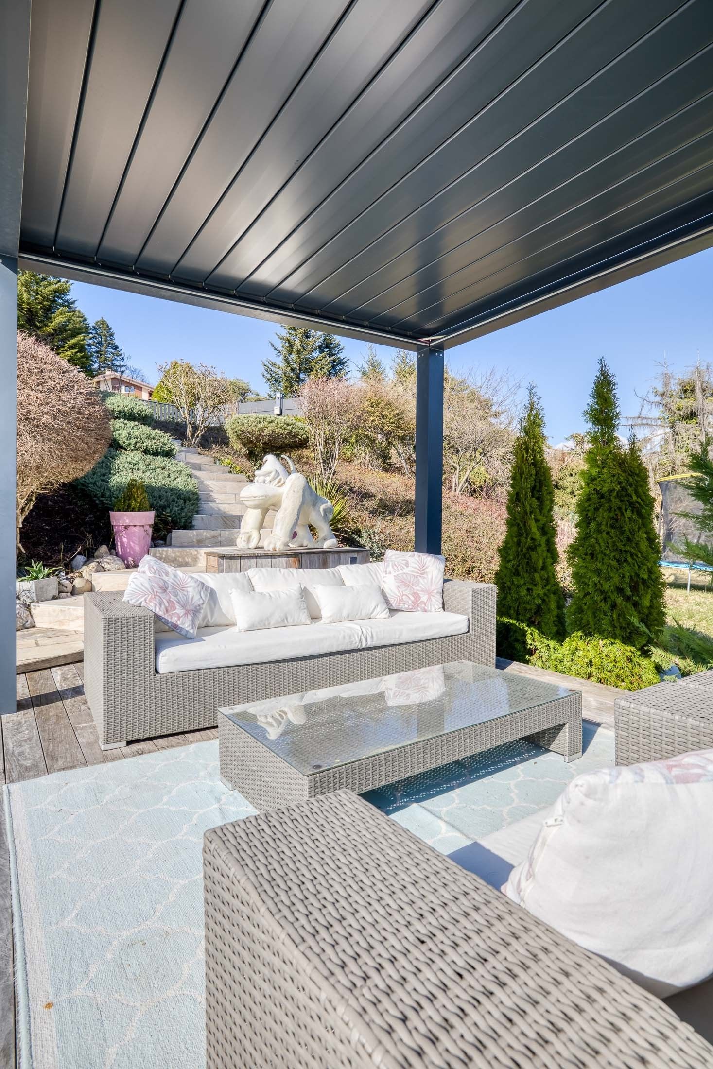 luxury house 8 Rooms for sale on ANNECY (74370)