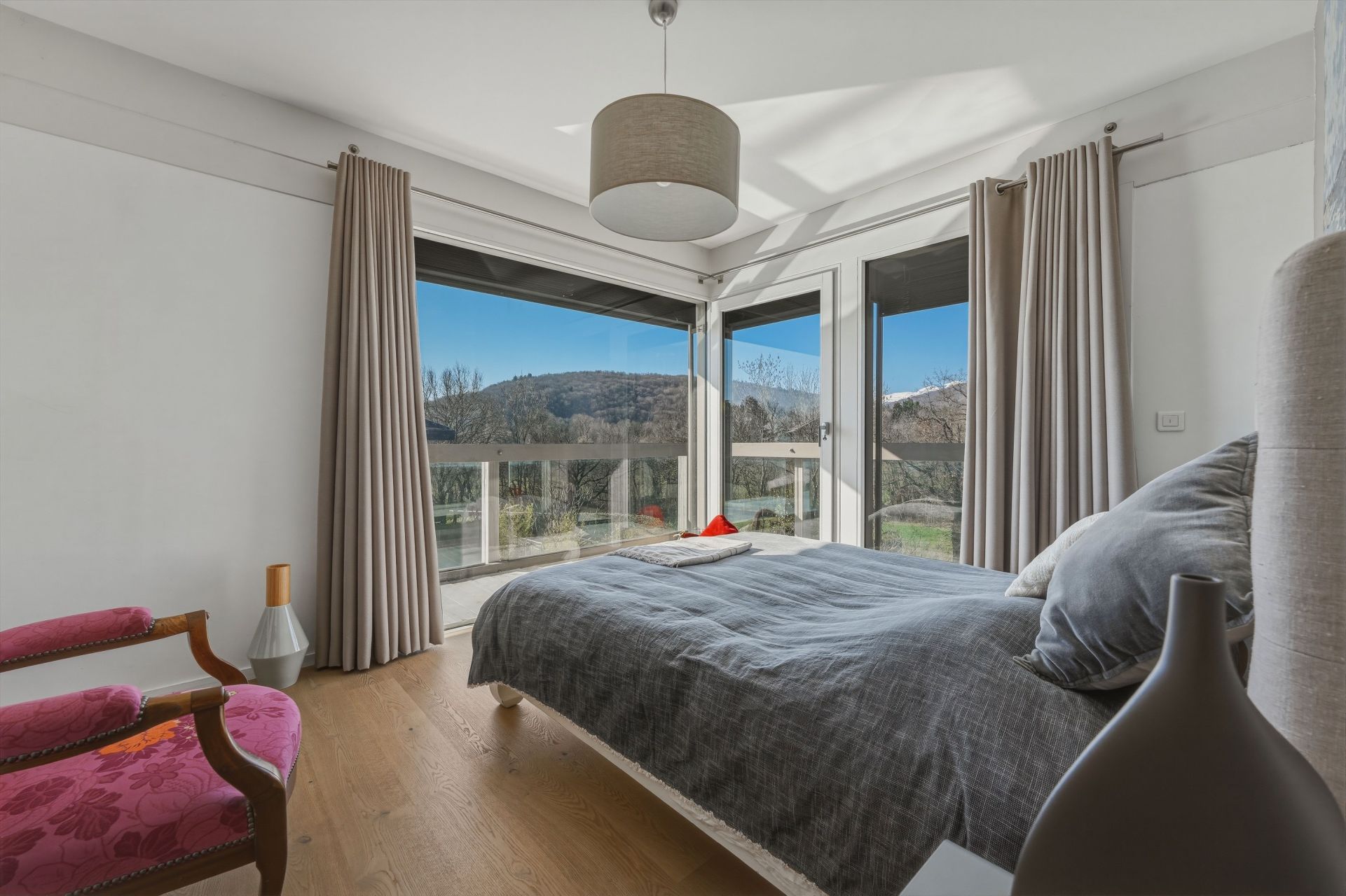 maison de luxe 7 Pièces en vente sur DIVONNE LES BAINS (01220)