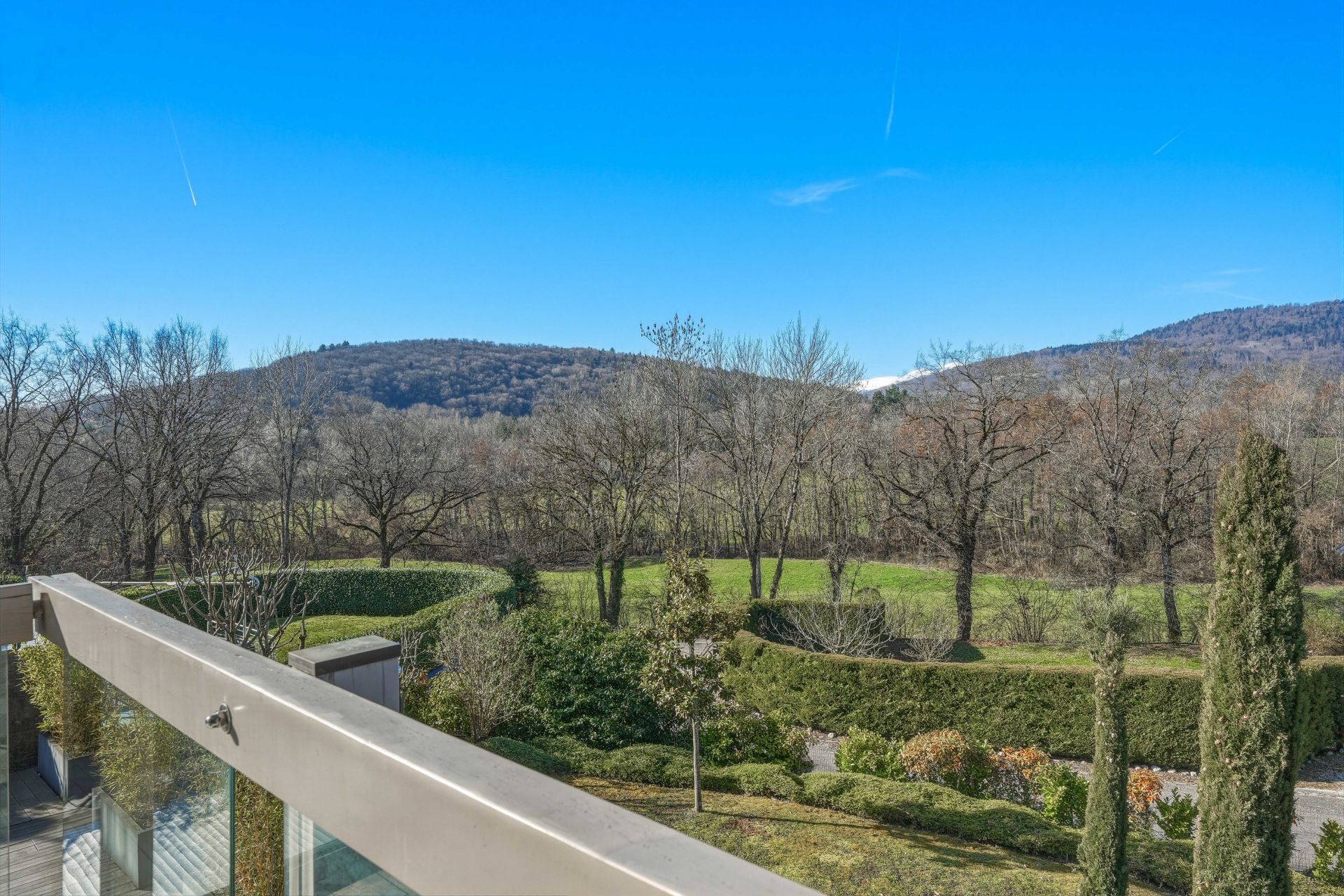 maison de luxe 7 Pièces en vente sur DIVONNE LES BAINS (01220)