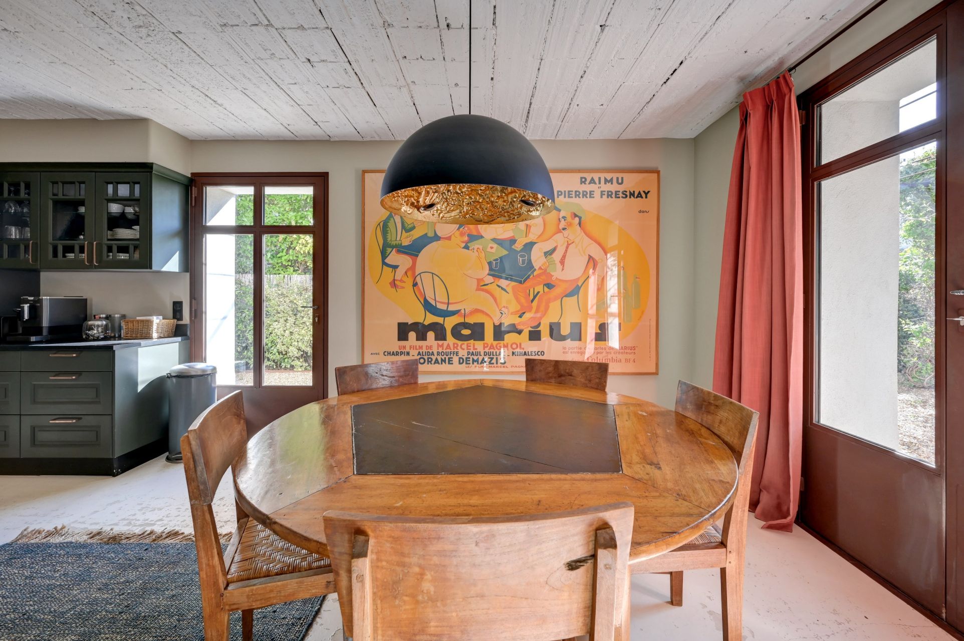 luxury house 6 Rooms for sale on ST REMY DE PROVENCE (13210)