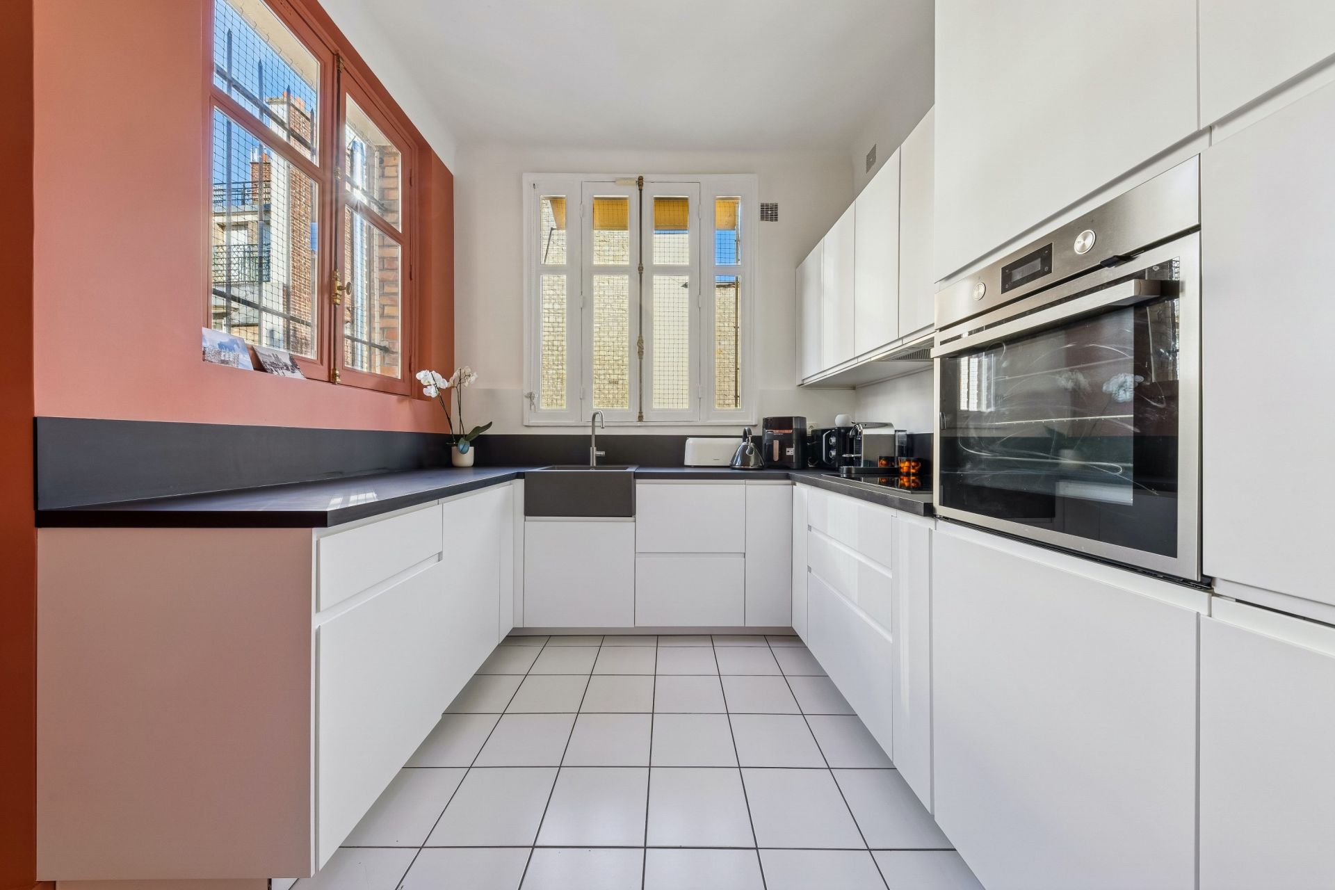 luxury apartment 5 Rooms for sale on PARIS (75007)