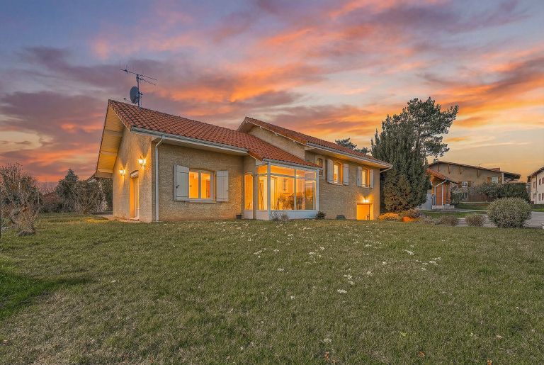 maison de luxe 7 Pièces en vente sur DOUVAINE (74140)