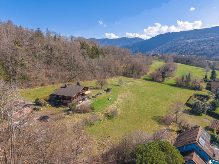 chalet de luxe 9 Pièces en vente sur PERRIGNIER (74550)