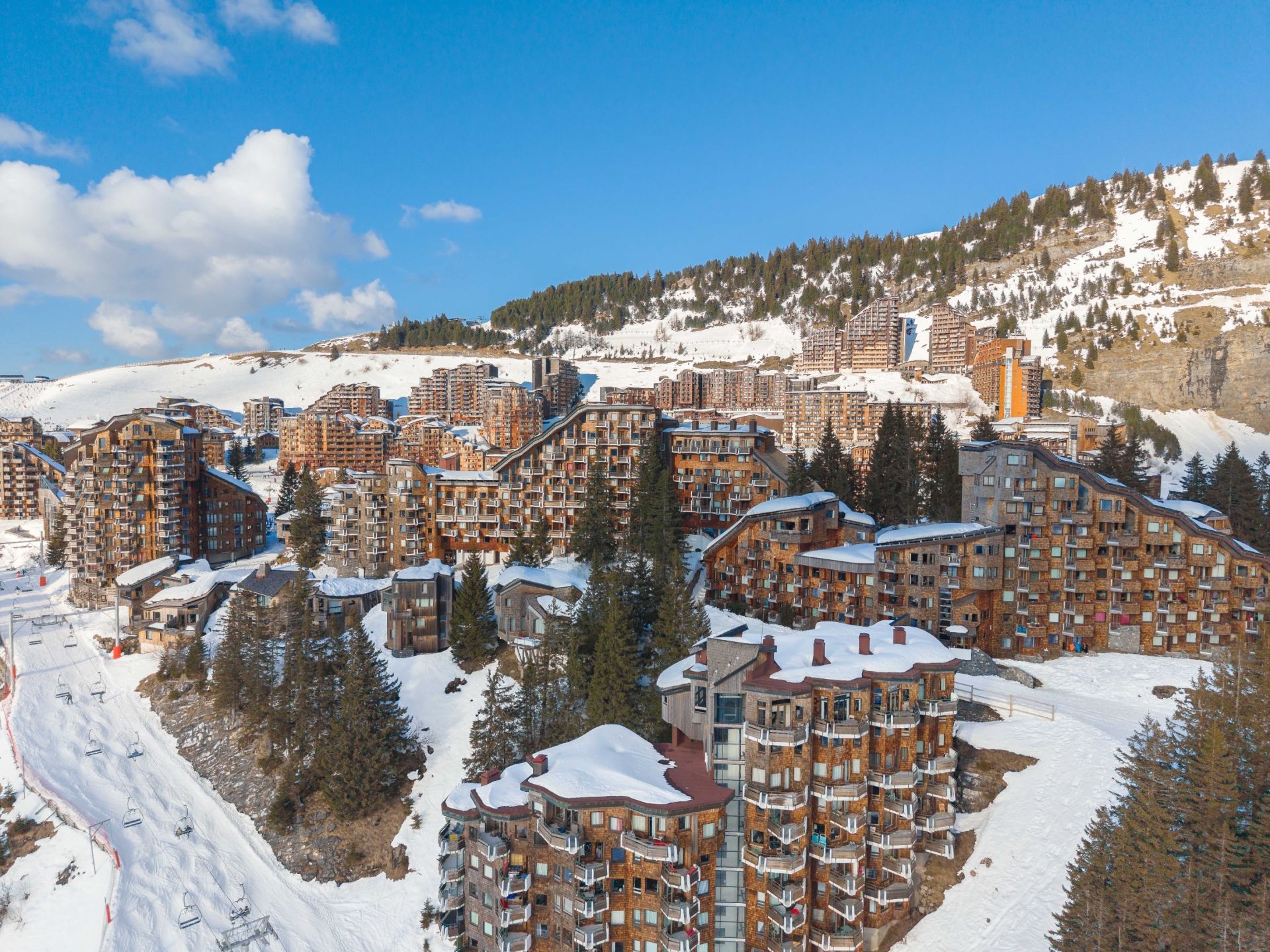 luxury apartment 7 Rooms for sale on AVORIAZ (74110)