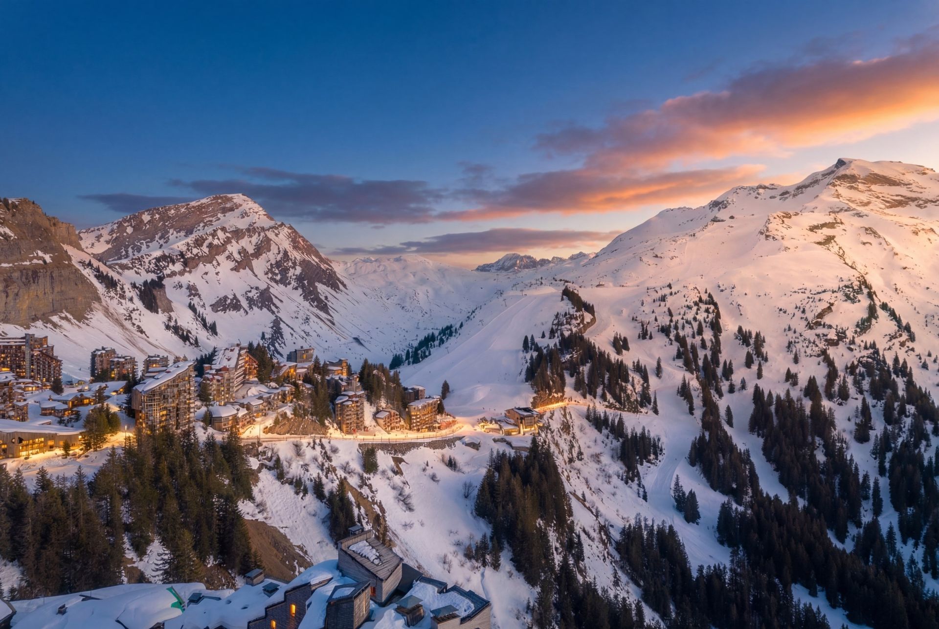 luxury apartment 7 Rooms for sale on AVORIAZ (74110)