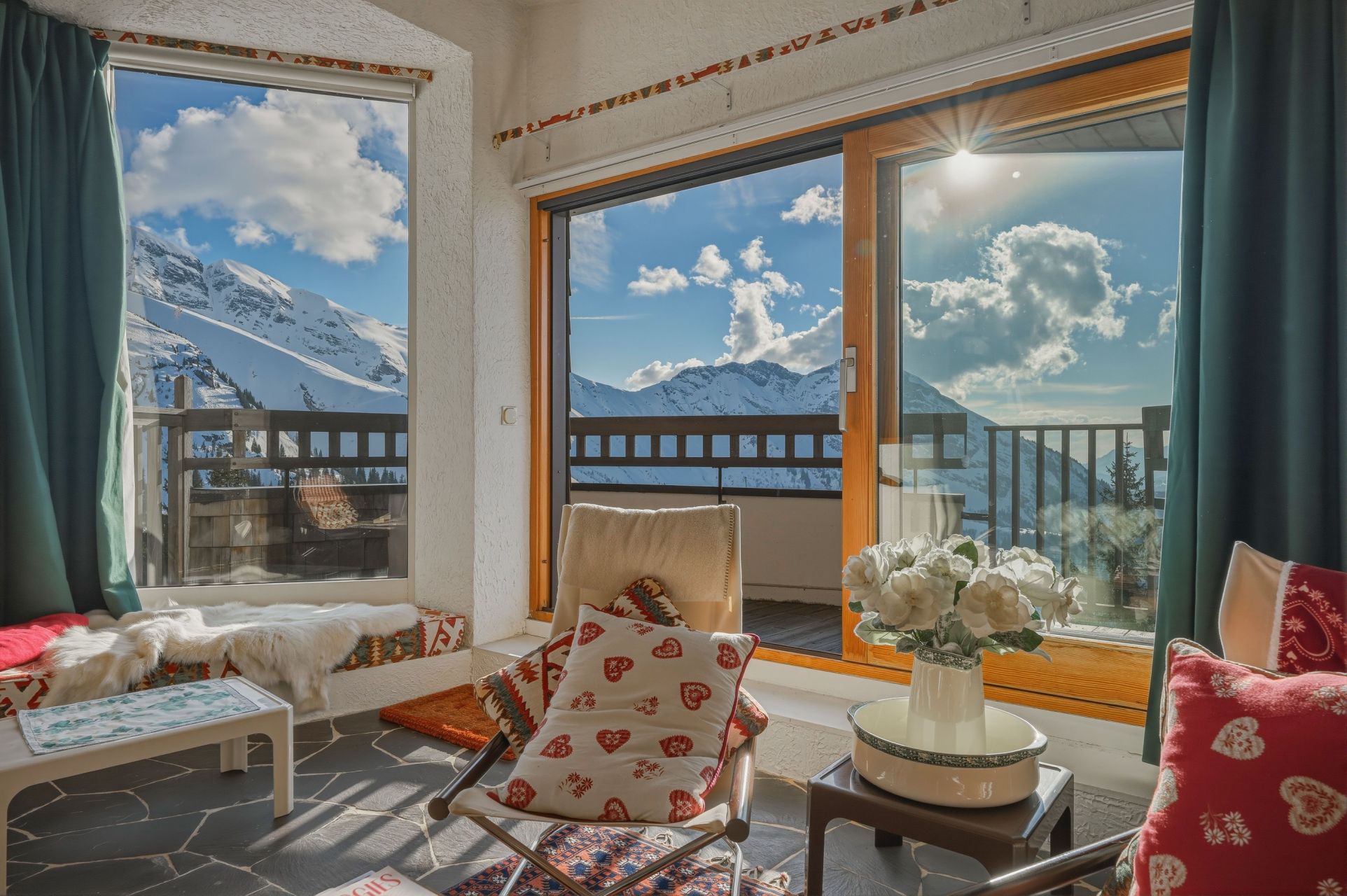 luxury apartment 7 Rooms for sale on AVORIAZ (74110)