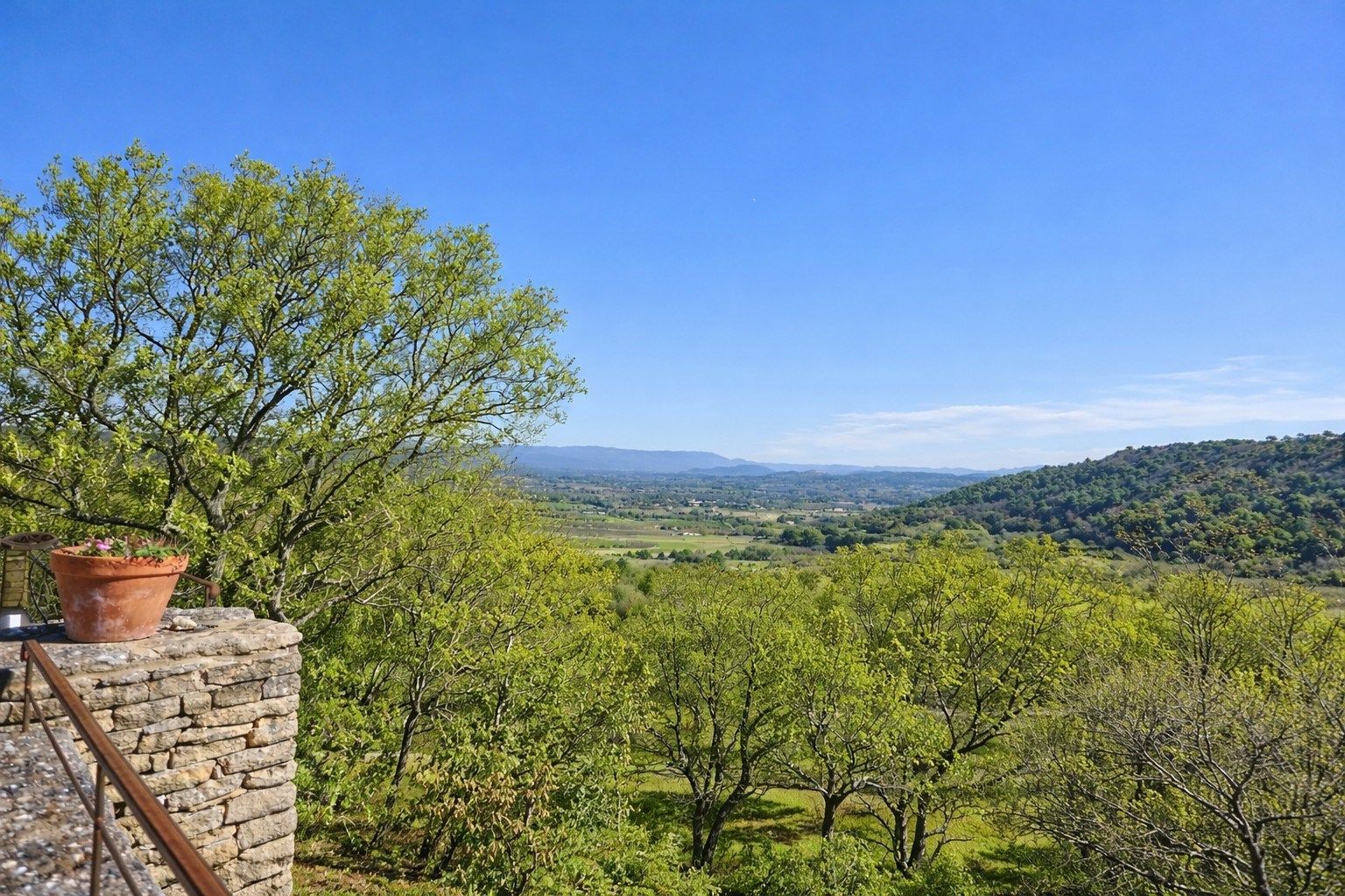 maison de luxe 15 Pièces en vente sur GORDES (84220)