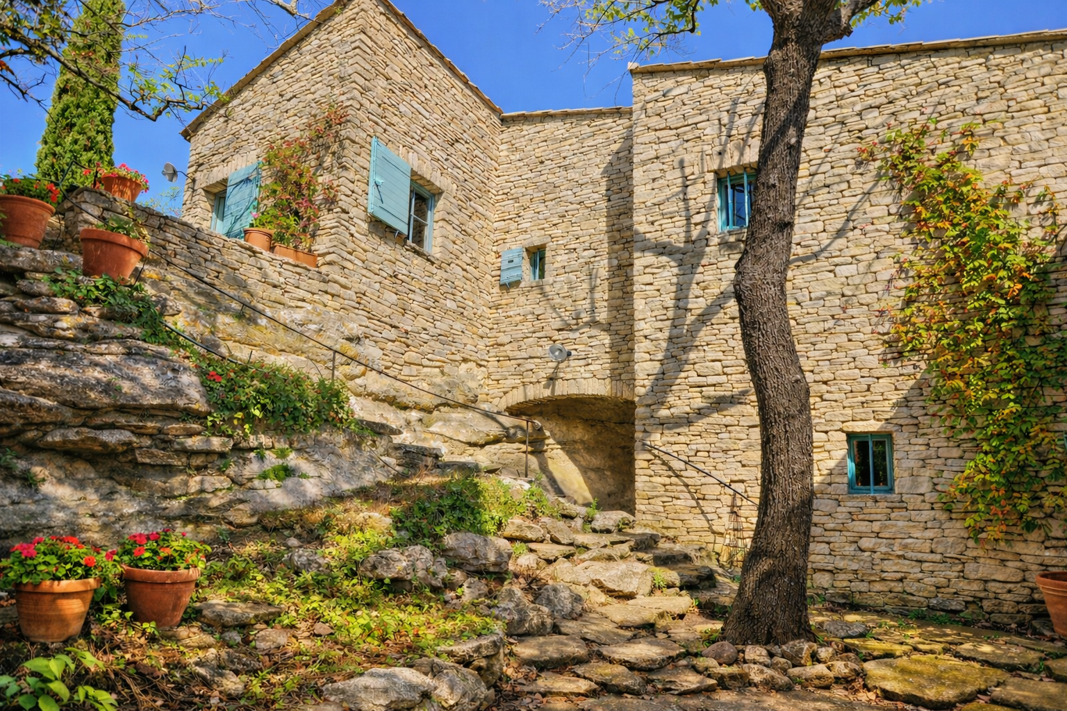 maison de luxe 15 Pièces en vente sur GORDES (84220)