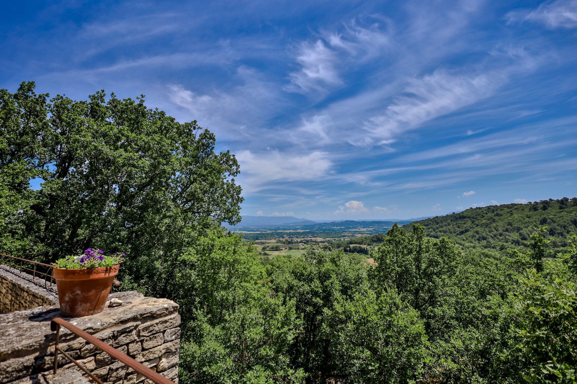 maison de luxe 15 Pièces en vente sur GORDES (84220)