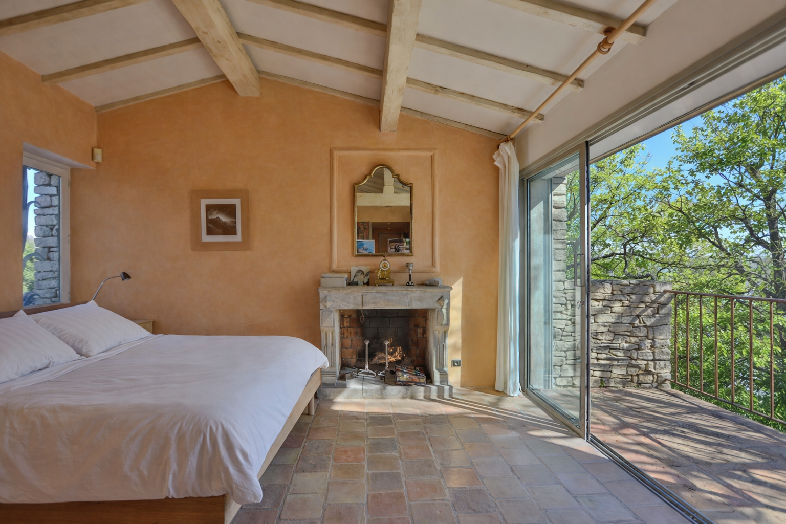 maison de luxe 15 Pièces en vente sur GORDES (84220)