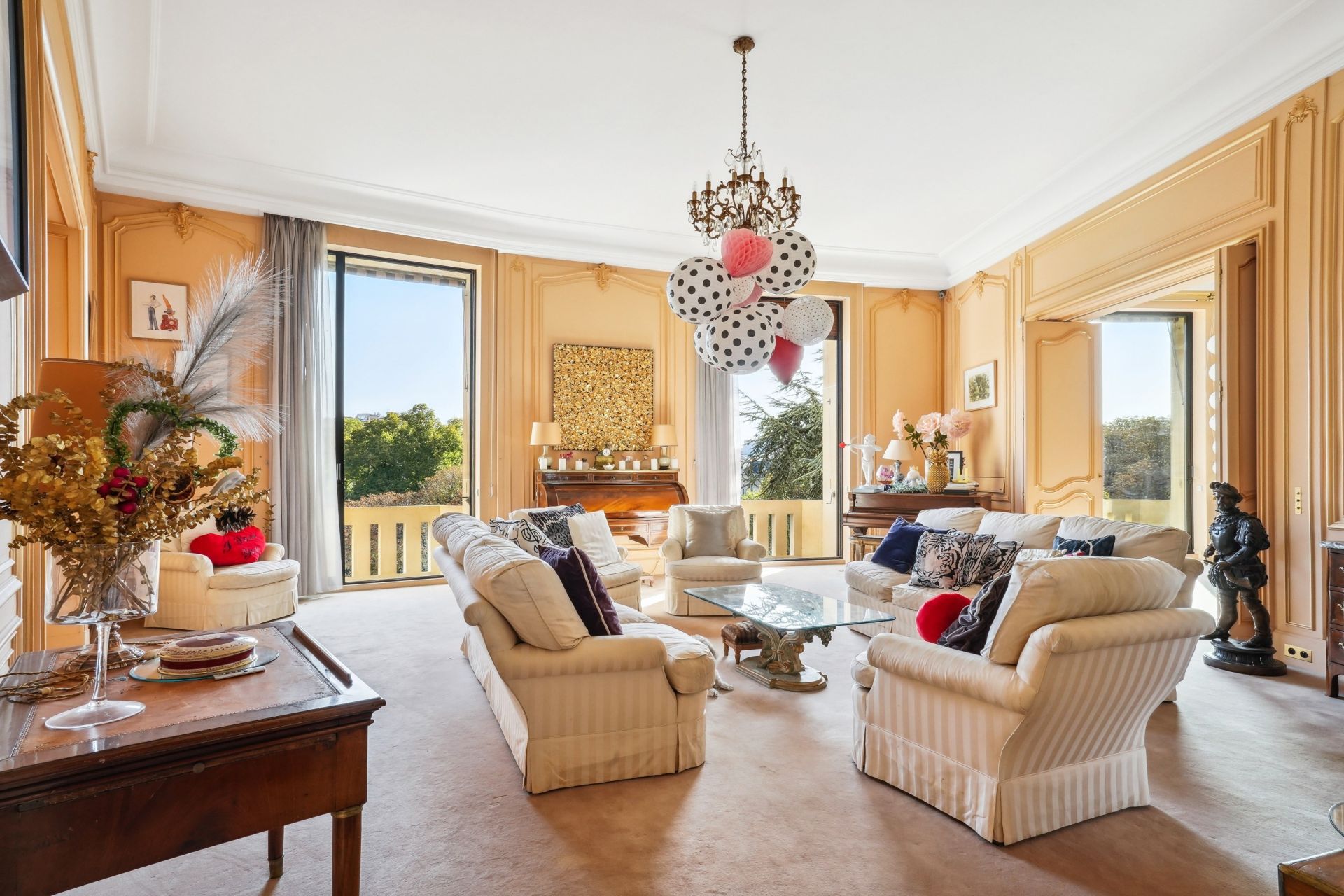 luxury apartment 6 Rooms for rent on PARIS (75016)