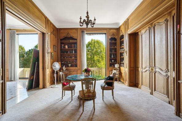 Rental Luxury apartment Paris 16 6&nbsp;Rooms 403.22&nbsp;m²