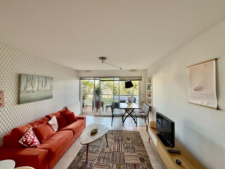 luxury apartment 2 Rooms for sale on LA BAULE (44500)