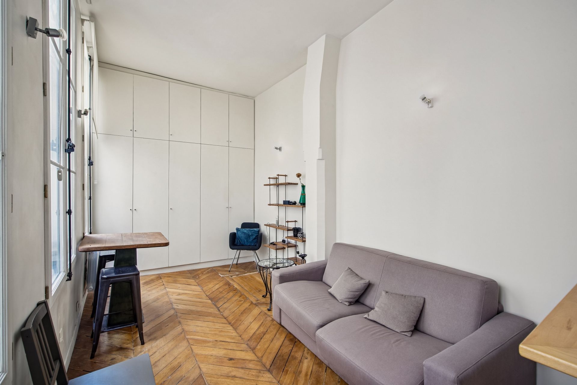 luxury apartment 1 room for sale on PARIS (75006)