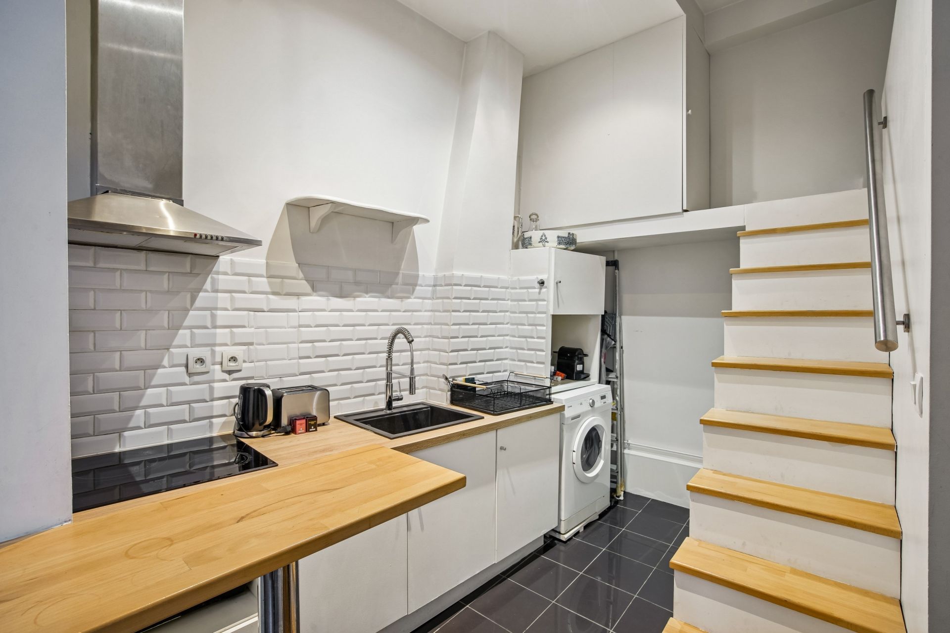 luxury apartment 1 room for sale on PARIS (75006)