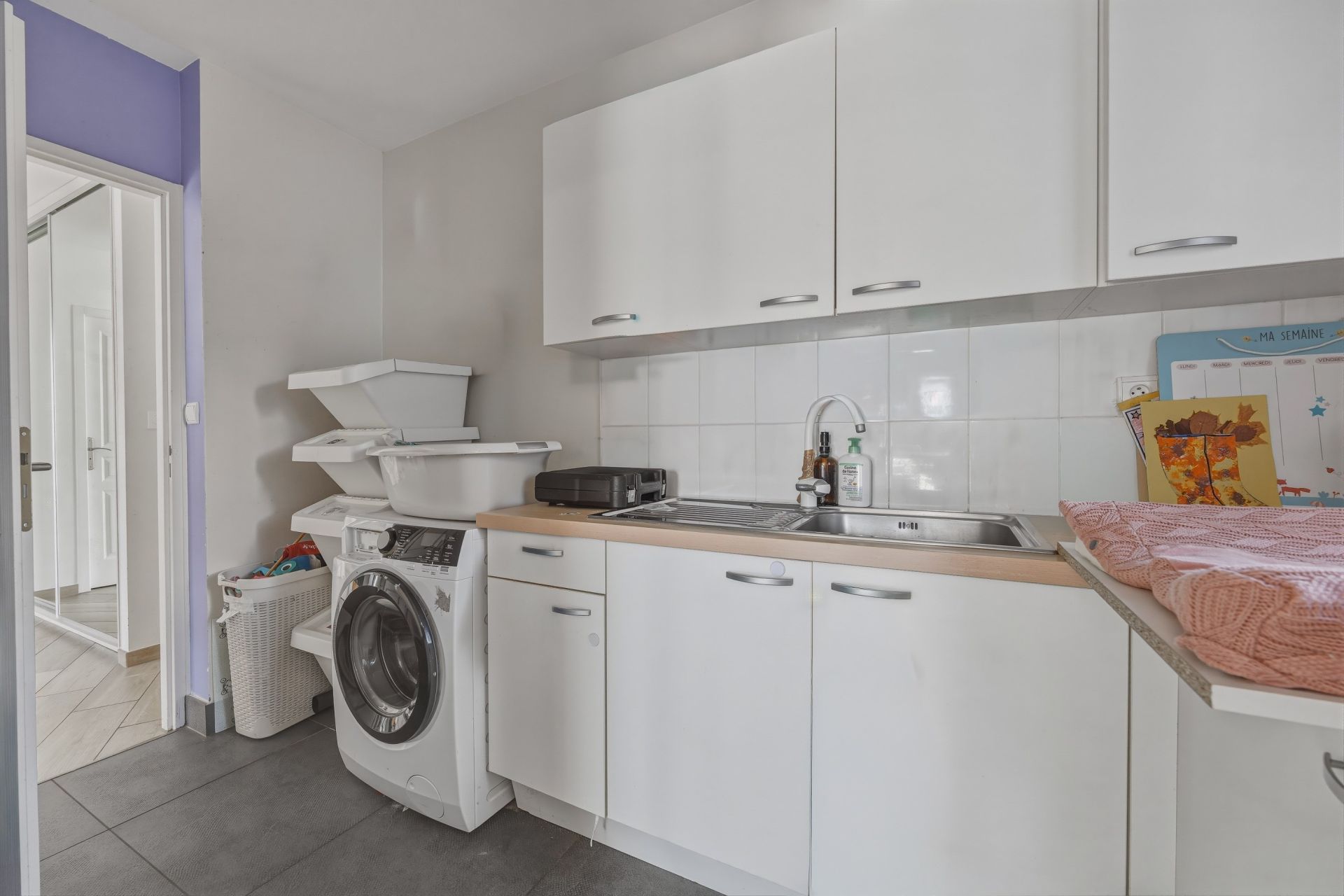 luxury villa 7 Rooms for sale on ST GENIS POUILLY (01630)