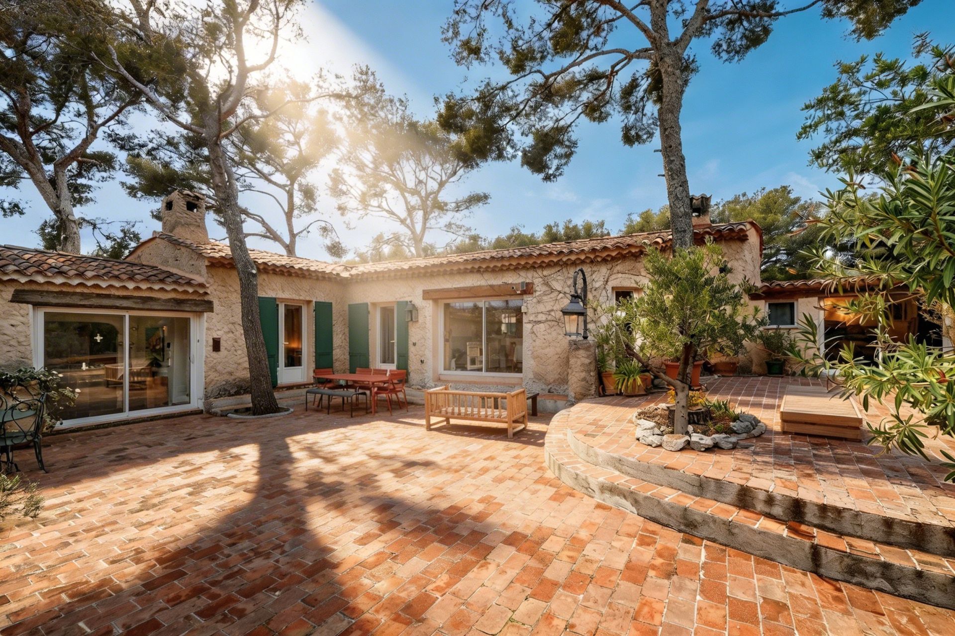 maison de luxe 8 Pièces en vente sur CASSIS (13260)