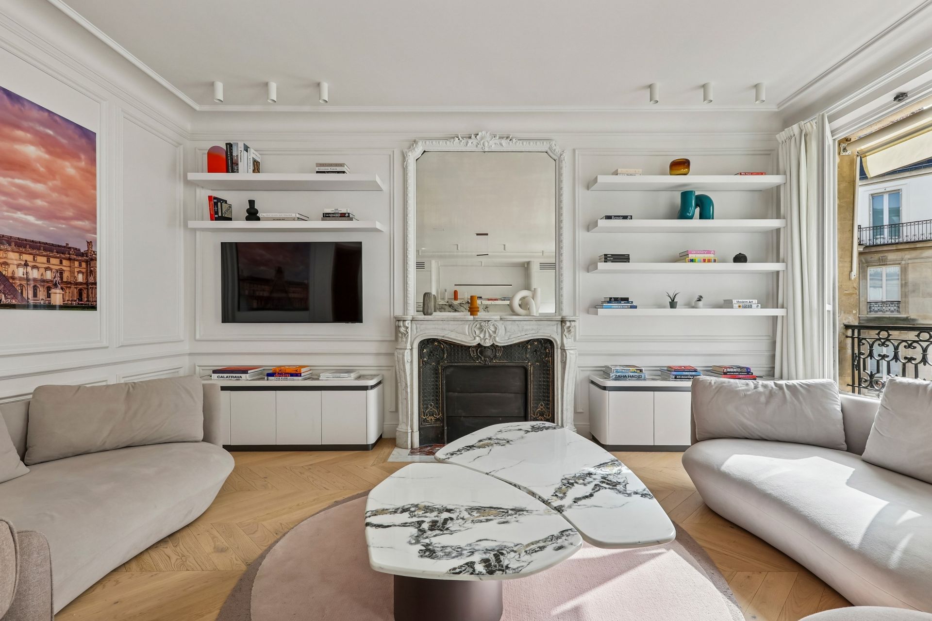 luxury apartment 4 Rooms for rent on PARIS (75008)