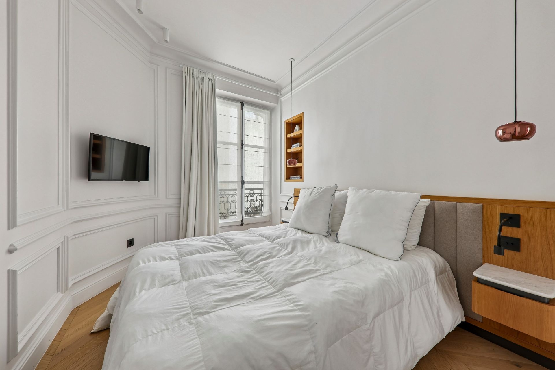 luxury apartment 4 Rooms for rent on PARIS (75008)