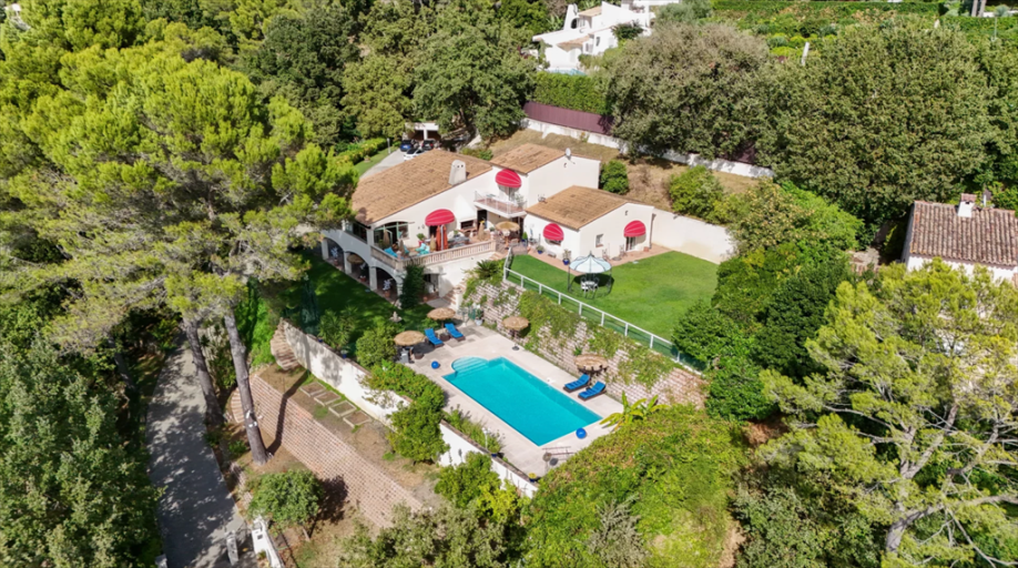 villa de luxe 8 Pièces en vente sur MOUANS SARTOUX (06370)