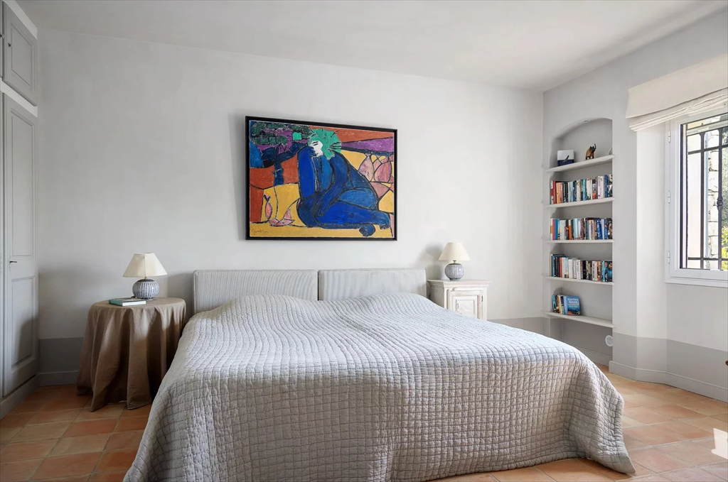 bastide 5 Rooms for sale on BIOT (06410)