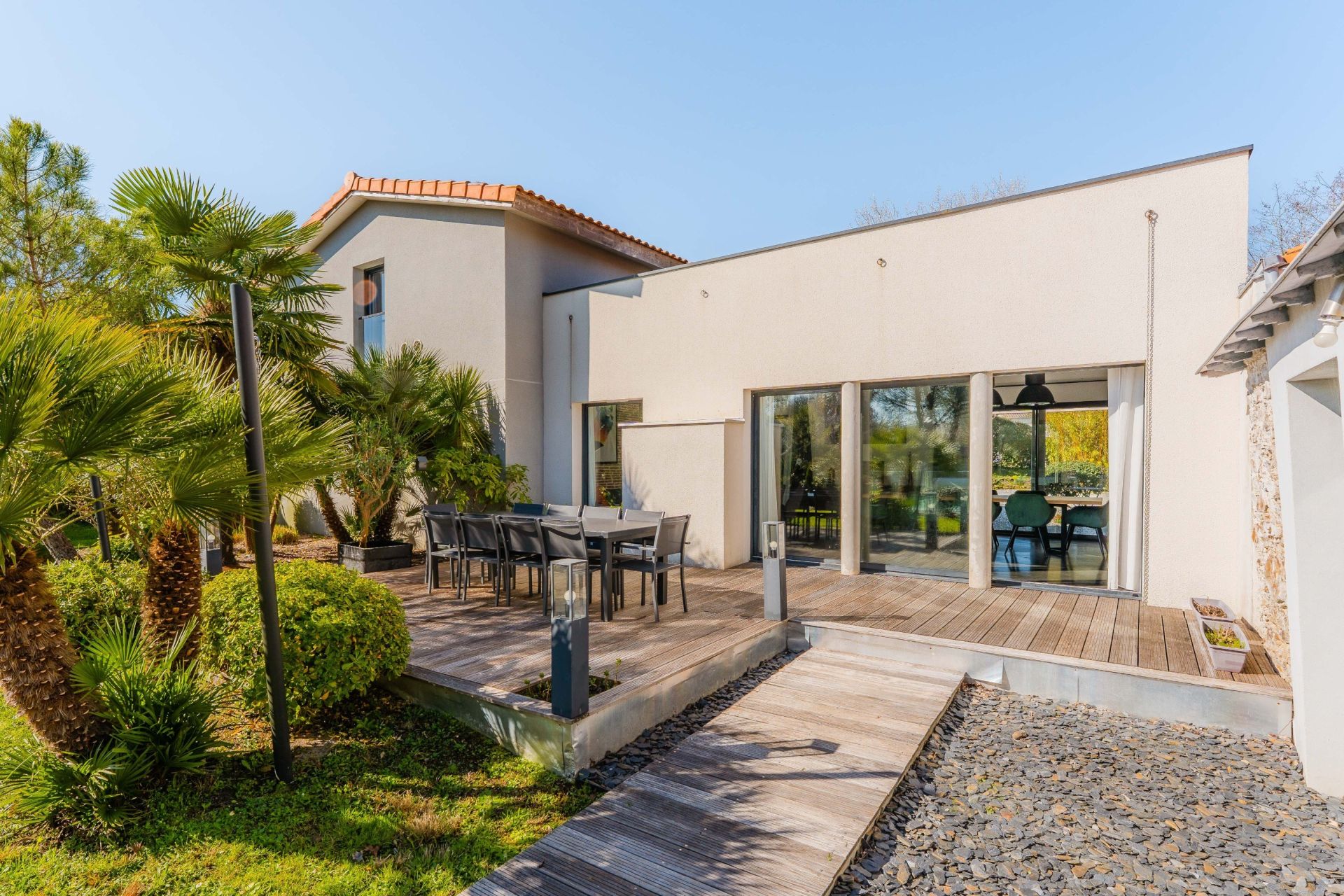 luxury house 10 Rooms for sale on HAUTE GOULAINE (44115)