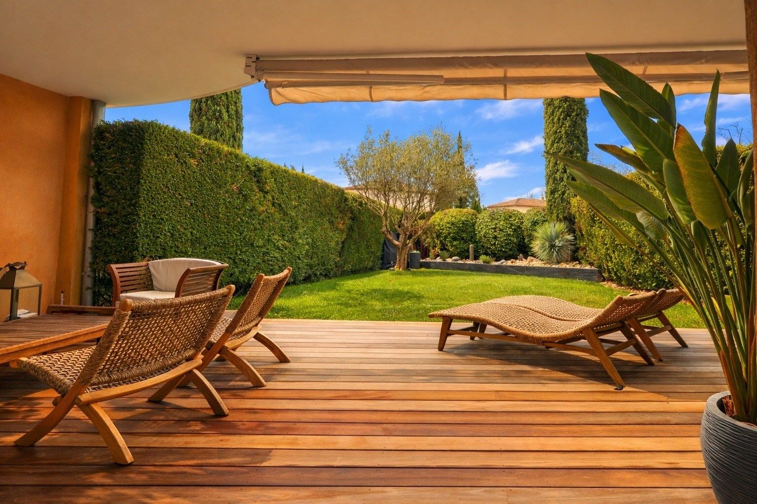 luxury apartment 6 Rooms for sale on AIX EN PROVENCE (13100)