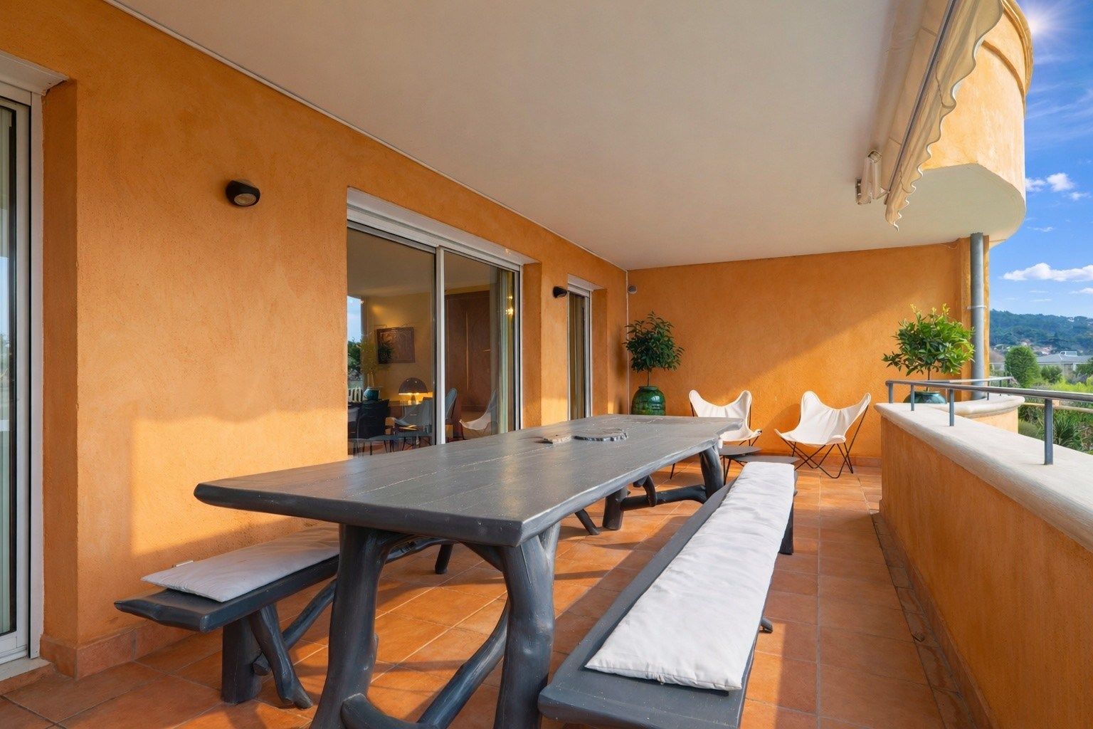 luxury apartment 6 Rooms for sale on AIX EN PROVENCE (13100)