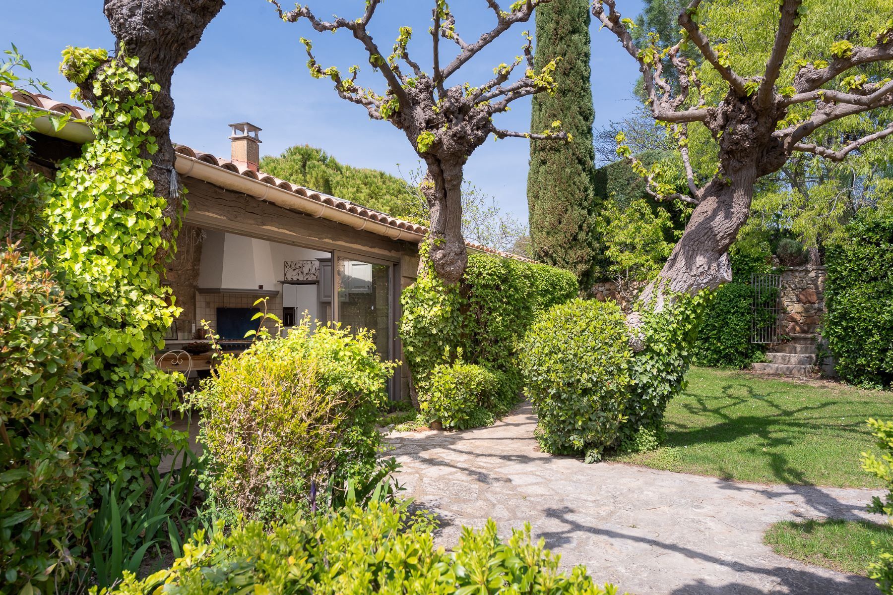 propriété de luxe 11 Pièces en vente sur UZES (30700)