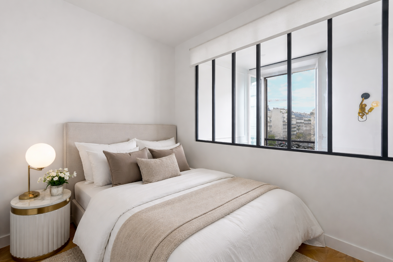 luxury apartment 2 Rooms for sale on PARIS (75008)